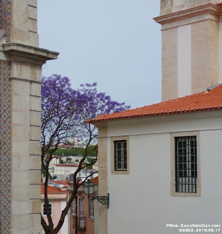 59353CrReLePe - We visit the Castelo de São Jorge - Lisbon, Portugal